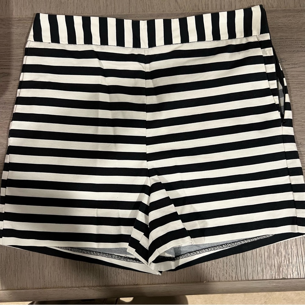 Women black and white shorts
